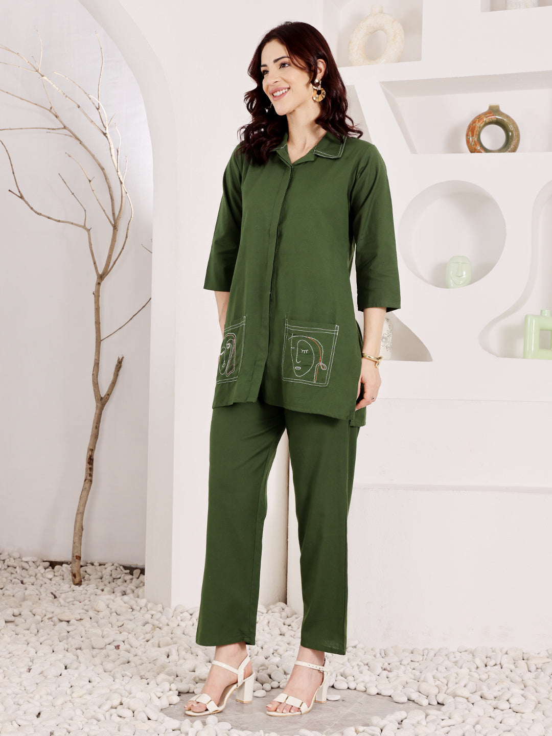 Women's Green Cotton Tunic Top And Pant Co-Ord Set With Embroidered Face Motif