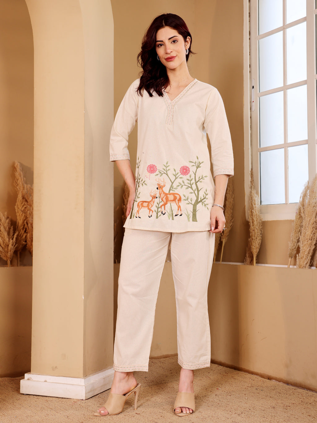 White Embroidered Deer Kurta Pajama Set For Women