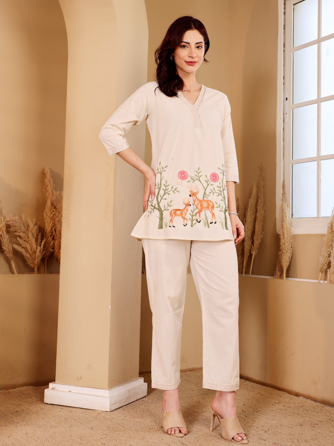 White Embroidered Deer Kurta Pajama Set For Women