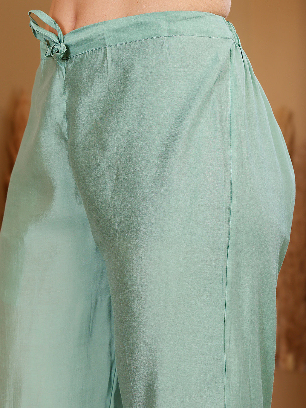 ROMAN SILK