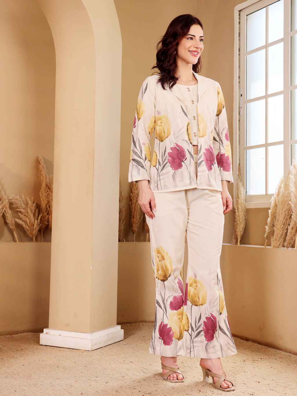 Floral Print Co-Ord Set For Women White Full Sleeve Top & Pants