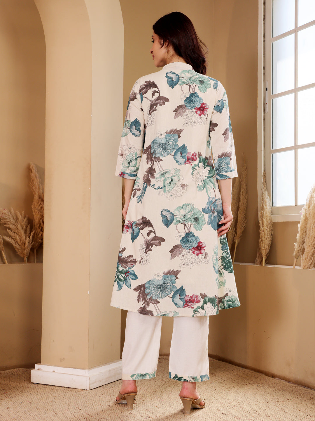 White Embroidered Floral Kurta Co-Ord Set With Heeled Sandals